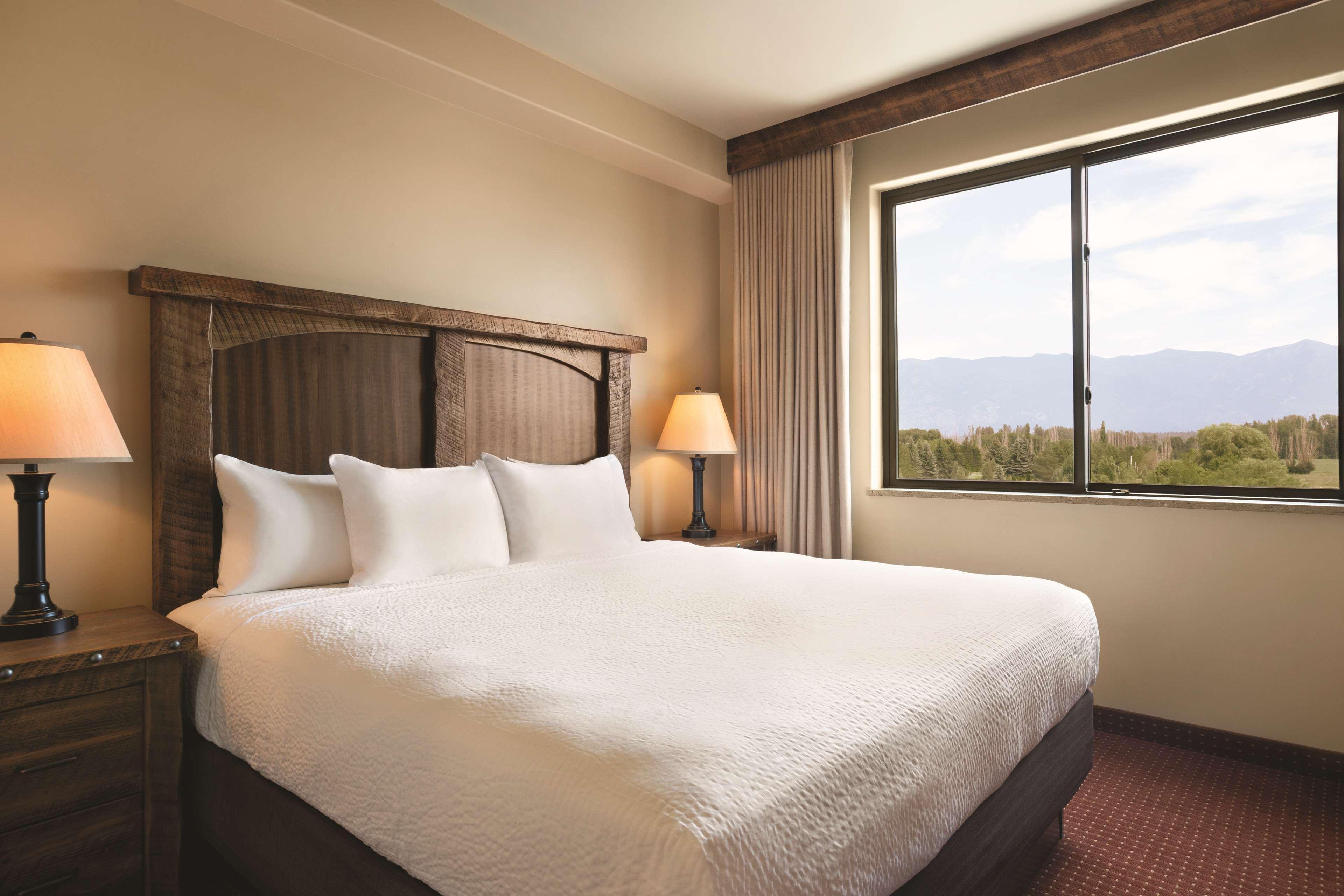 Glacier International Lodge Kalispell Bagian luar foto
