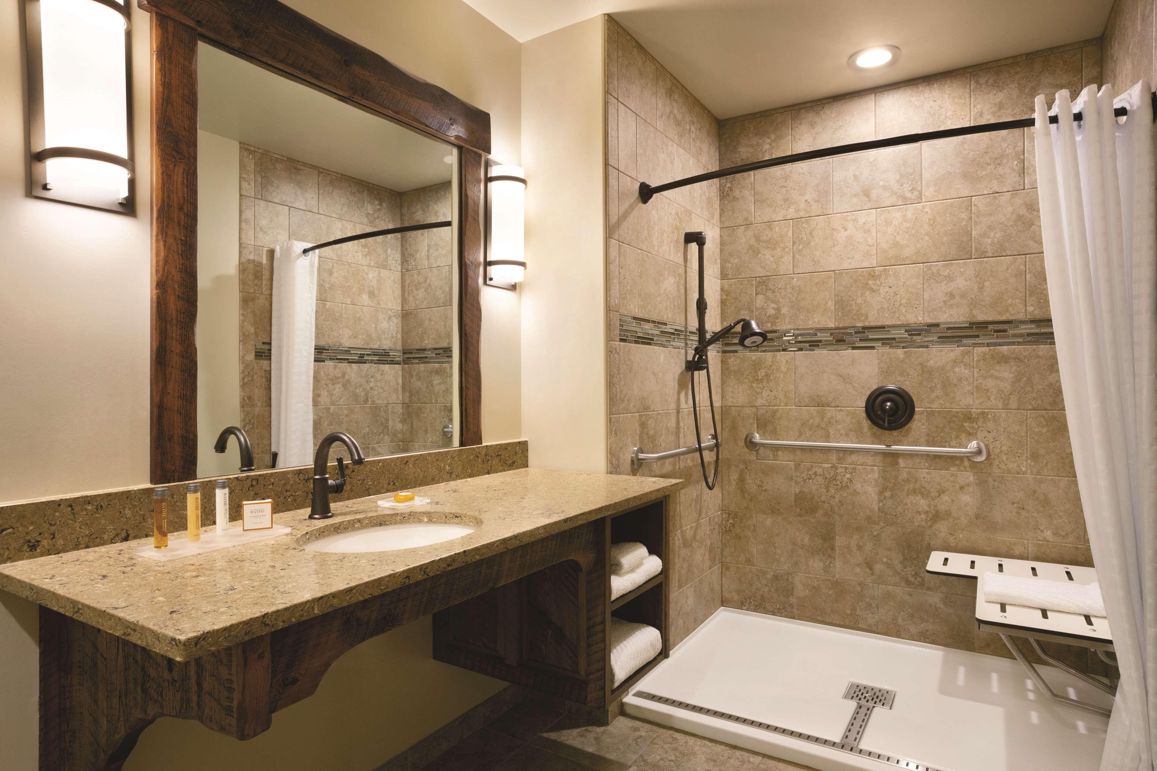 Glacier International Lodge Kalispell Bagian luar foto