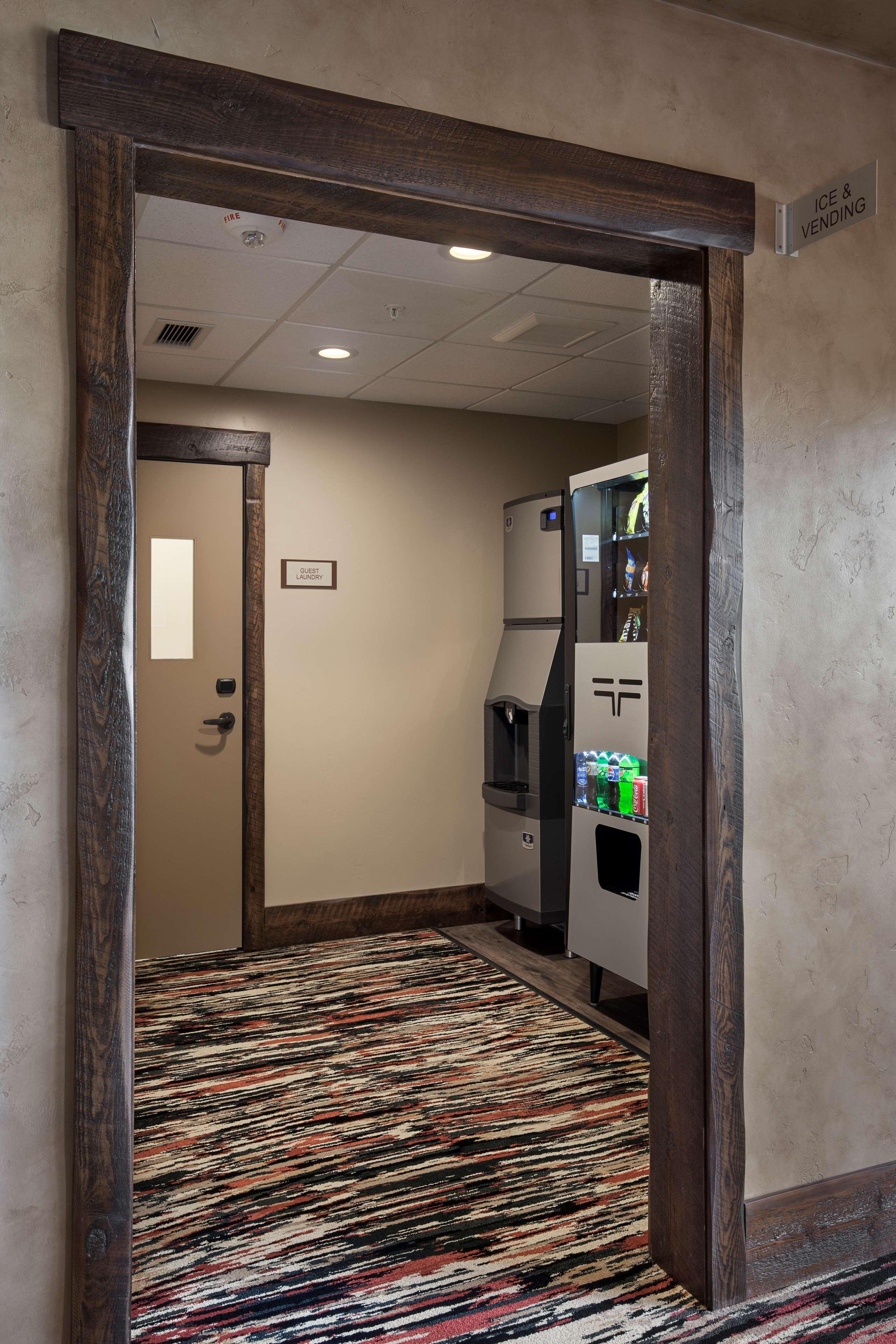 Glacier International Lodge Kalispell Bagian luar foto