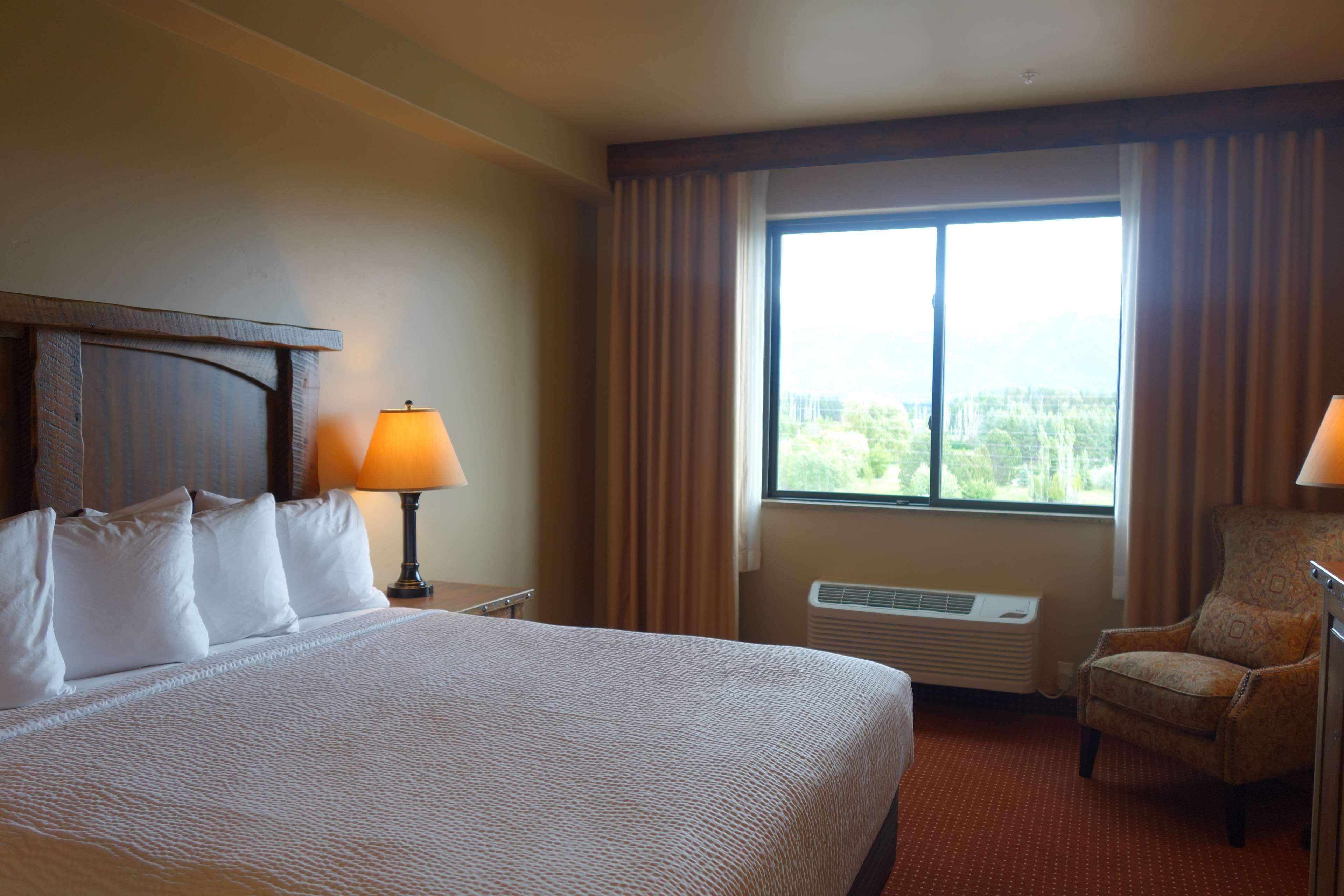 Glacier International Lodge Kalispell Bagian luar foto